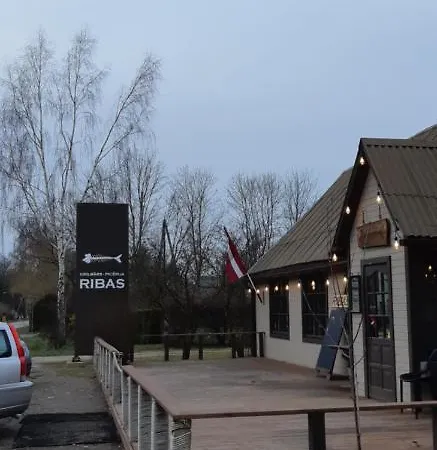 Nyaraló лора